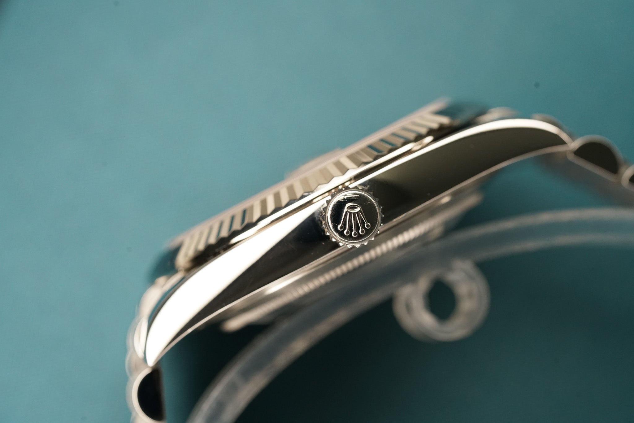 Datejust 41mm Fluted Bezel Blue Diamond Dial Oyster Bracelet