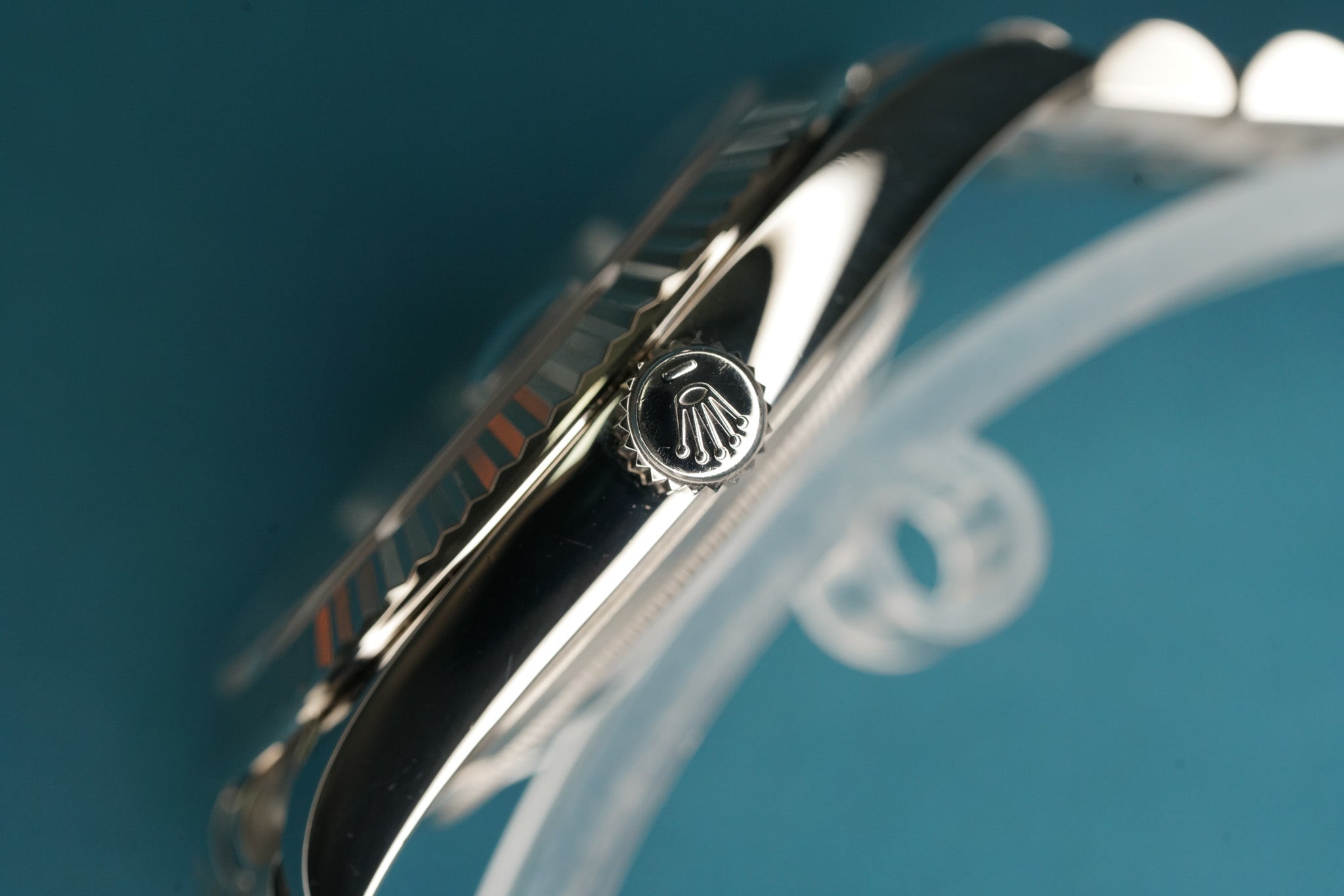 Datejust 41mm Fluted Bezel Blue Diamond Dial Oyster Bracelet