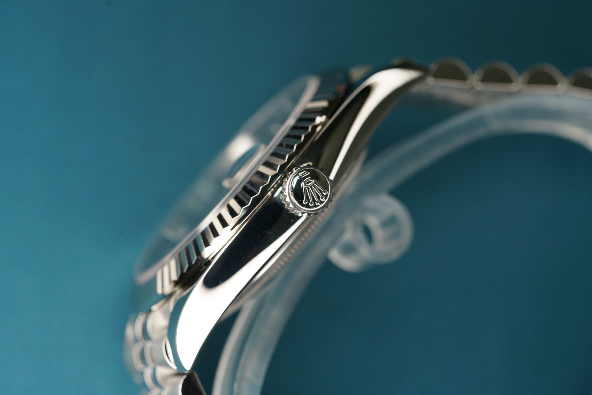 Datejust 41mm Fluted Bezel Blue Diamond Dial Oyster Bracelet