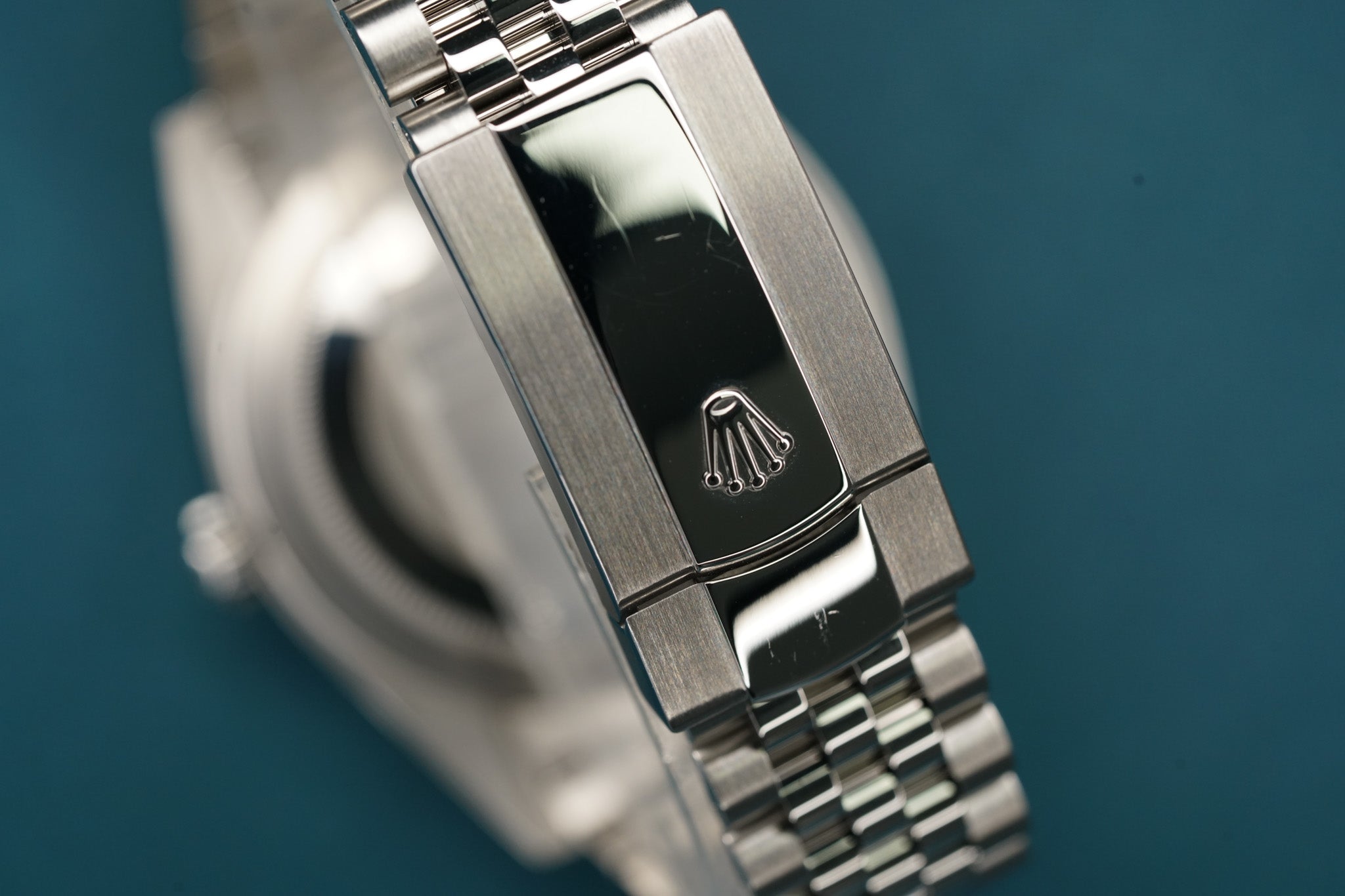 Datejust 41mm Fluted Bezel Blue Diamond Dial Oyster Bracelet