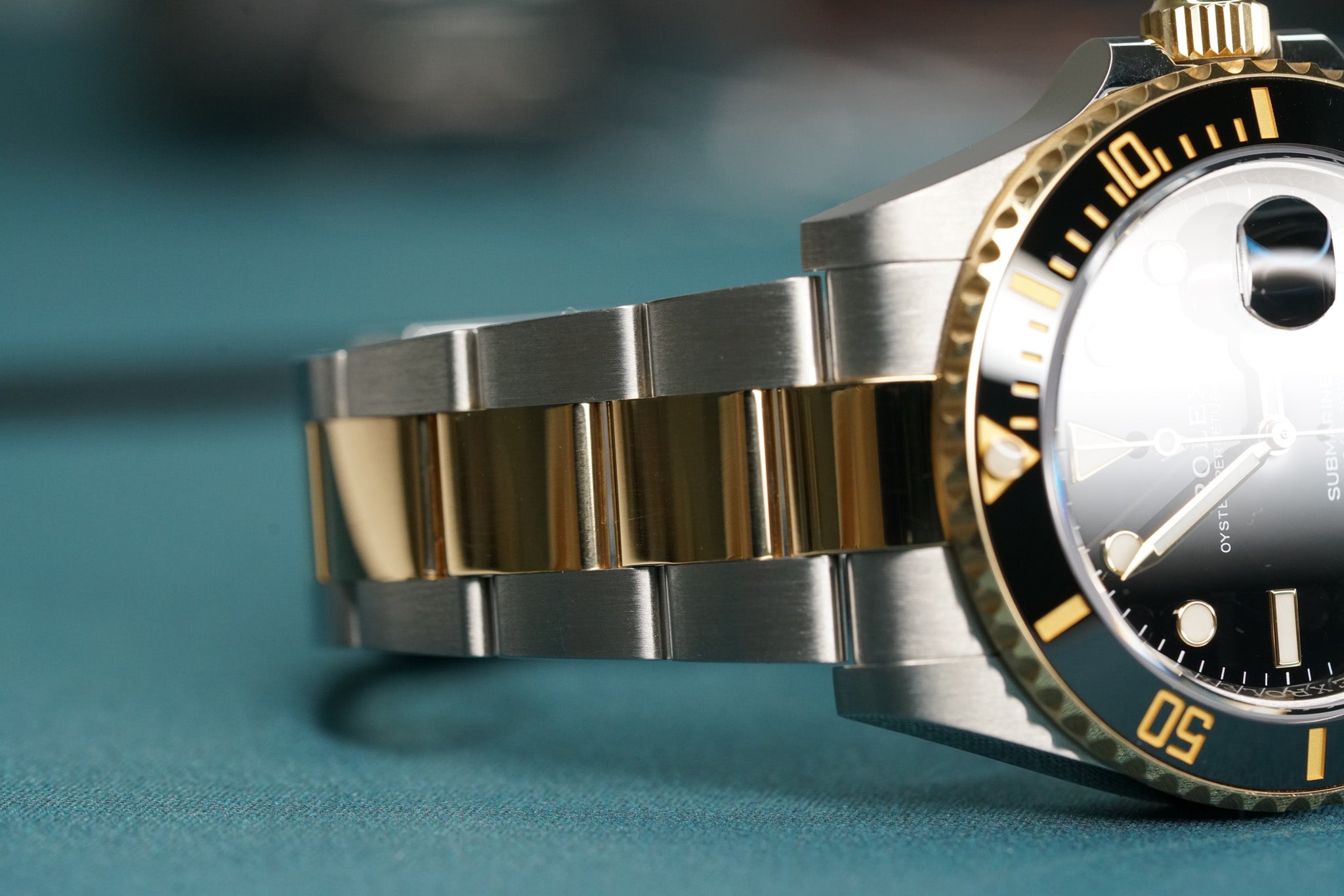 Submariner Date Black Bezel Two Tone Yellow Gold