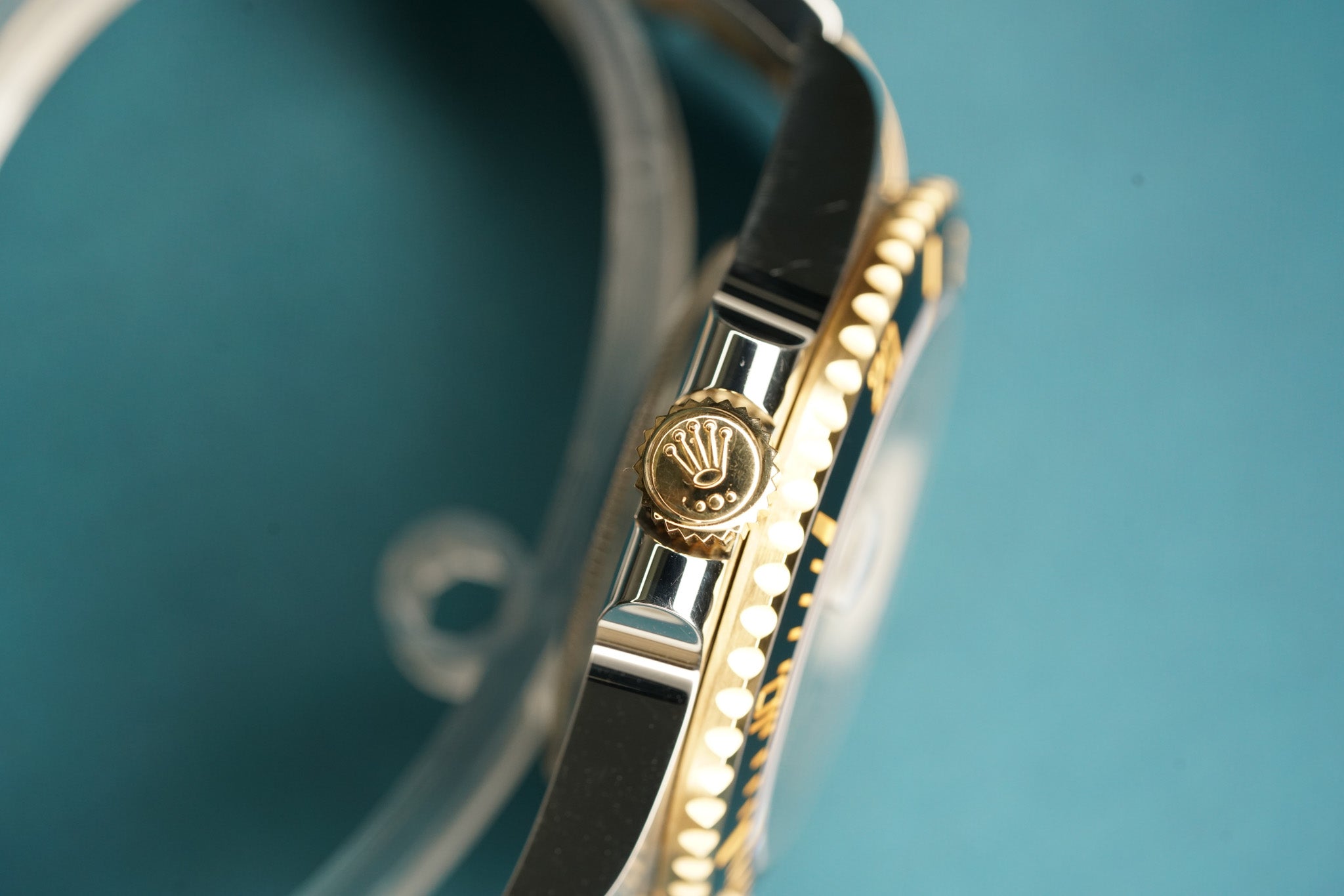 Submariner Date Black Bezel Two Tone Yellow Gold