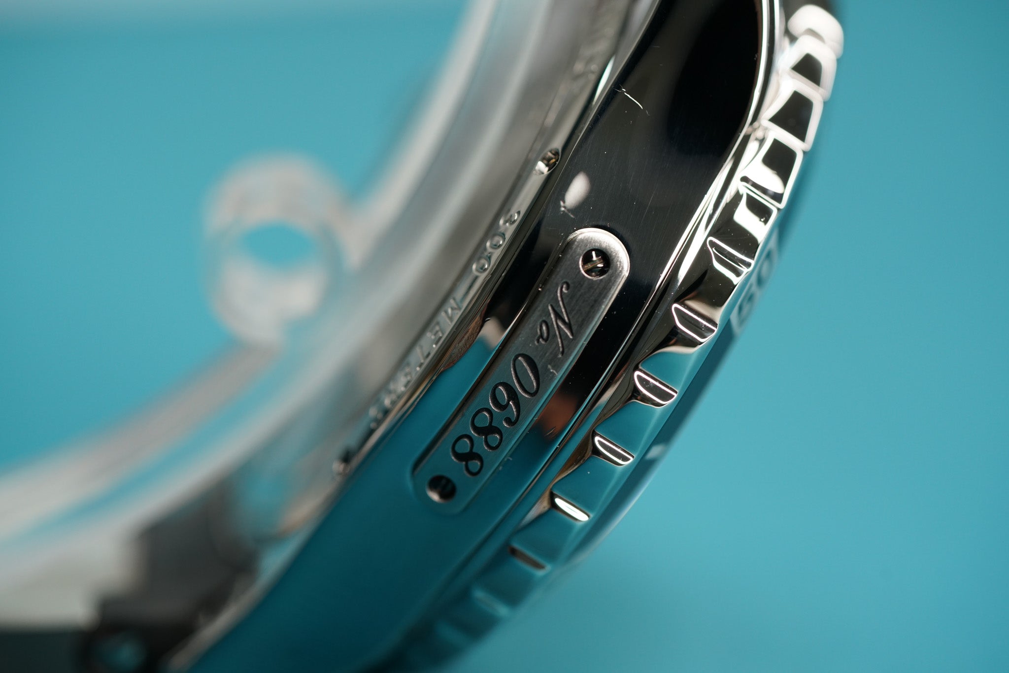 Maxi Marine Black Aluminum Bezel