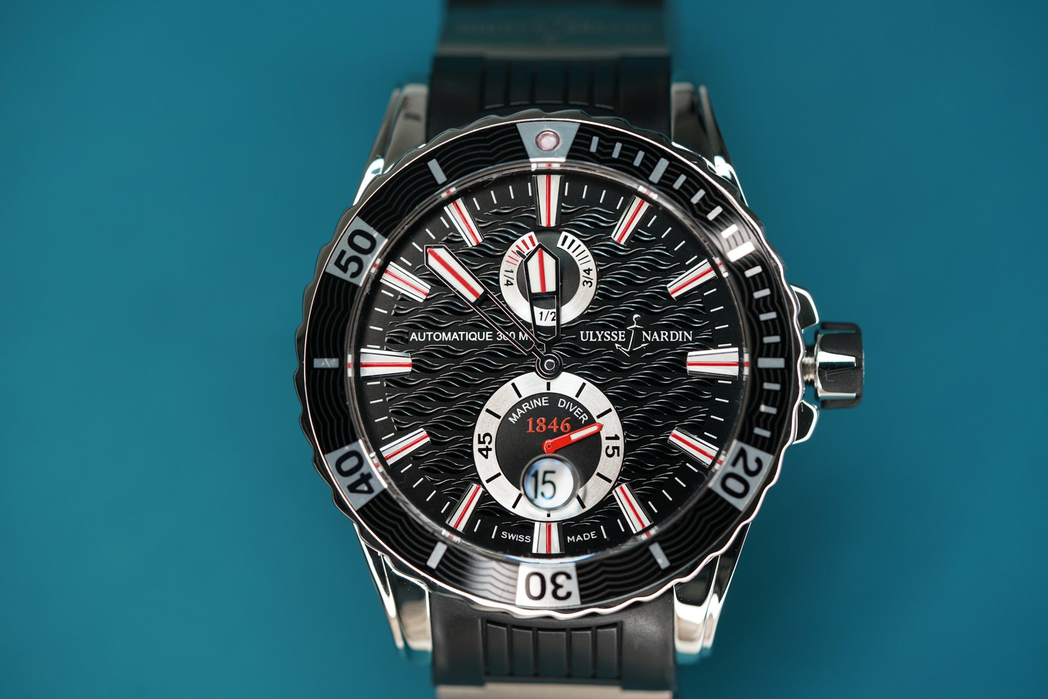 Maxi Marine Black Aluminum Bezel