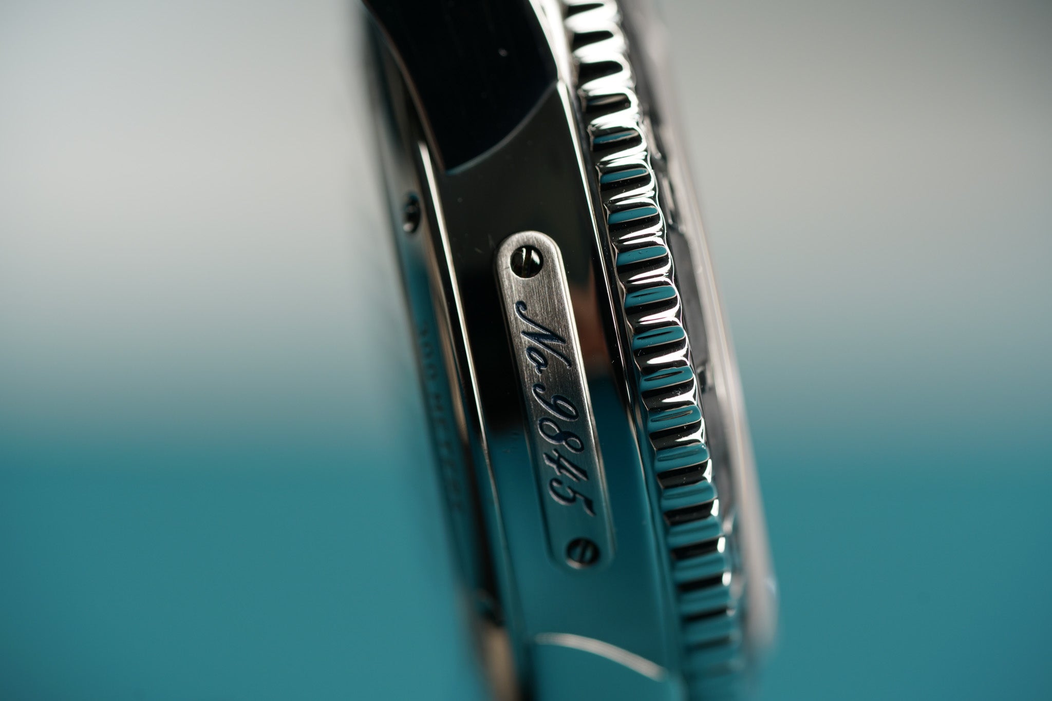 Maxi Marine 263-33 Black Rubber Bezel