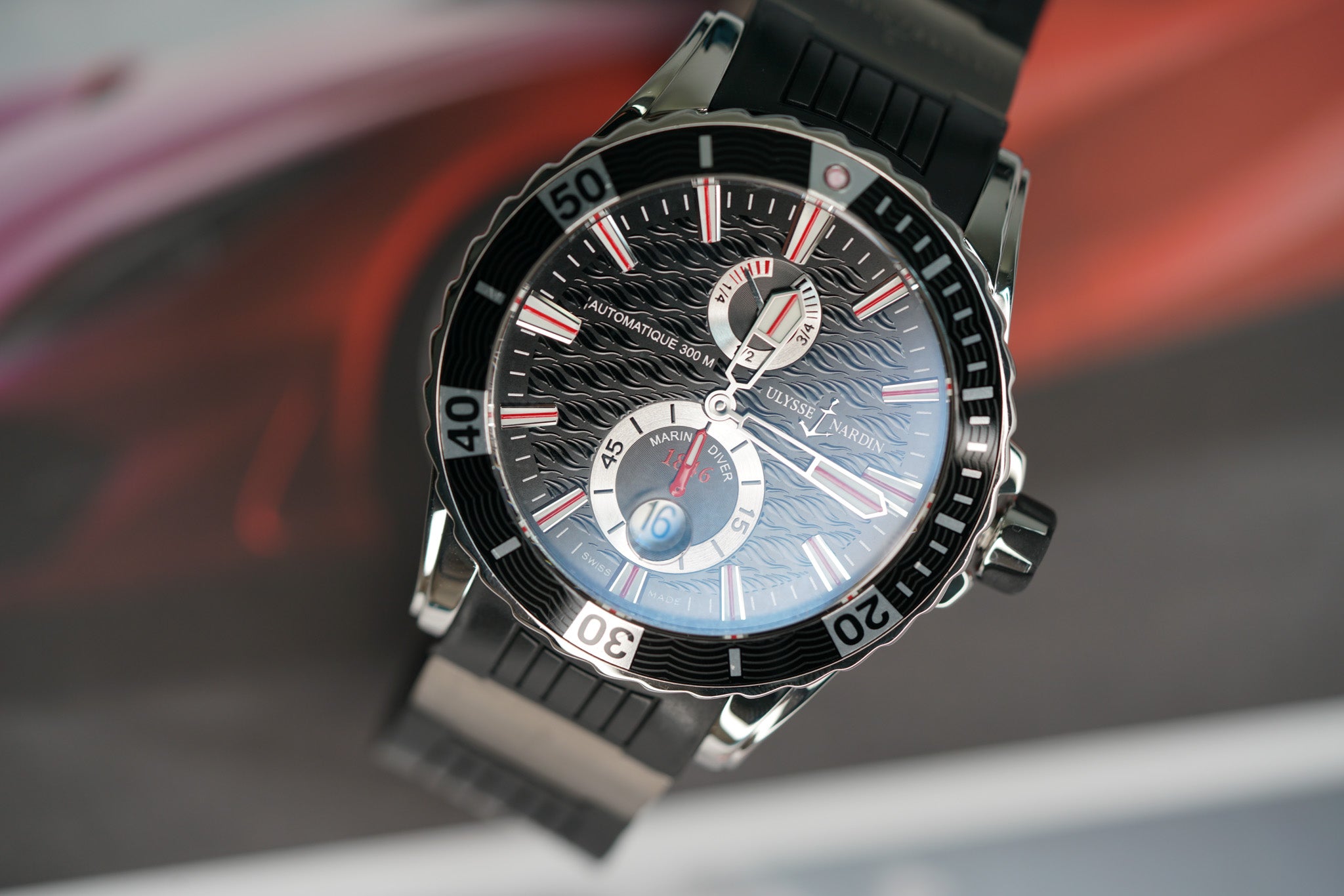 Maxi Marine Black Aluminum Bezel